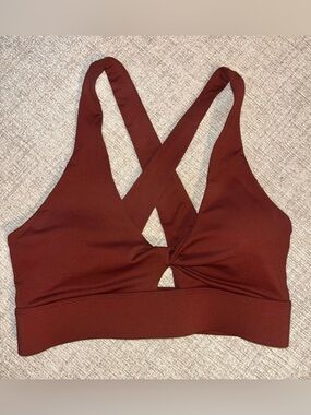 Fabletics Twist Front Sports Bra Medium Rust Brown Pilates Yoga Top Athleisure